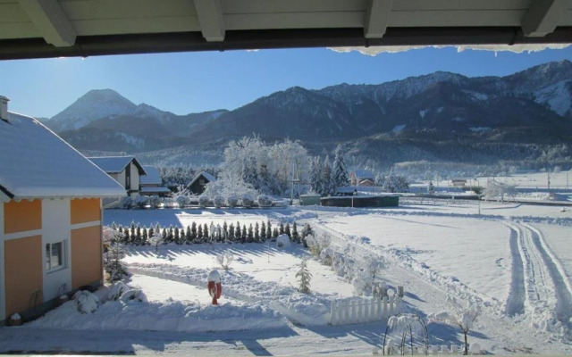 Apartments Steger