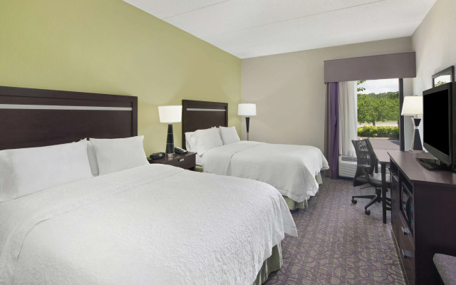 Spark by Hilton Atlanta Kennesaw Town Center
