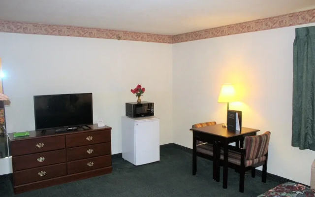 Cumberland Inn and Suites
