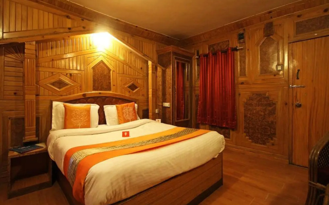 OYO 5227 Hotel New Bharat