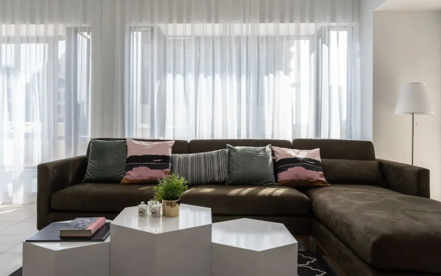 One Perfect Stay - South Ridge