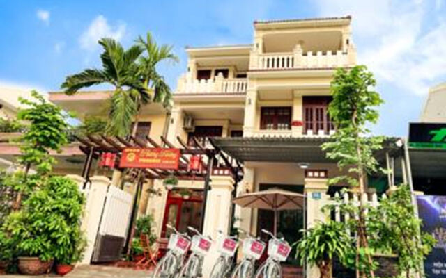 Отель Phoenix Homestay Hoi An вид на фасад