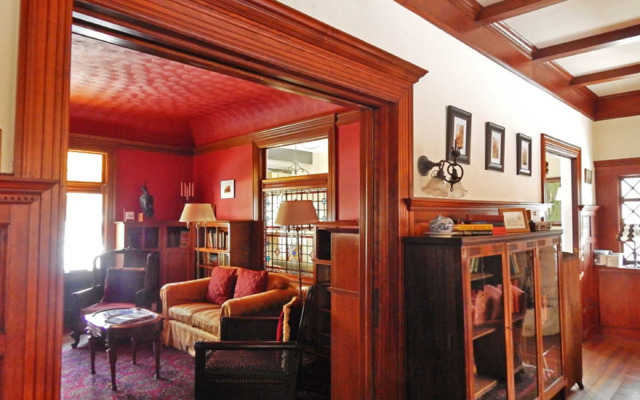 Manor House Inn
