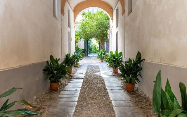 Palazzo De Gregorio Apartments