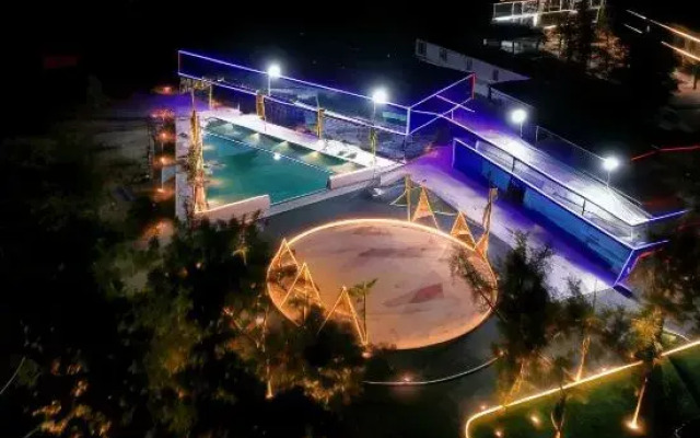 Lanhai Yijing Sea View Resort Hotel