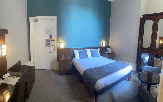 Royal Clifton Hotel