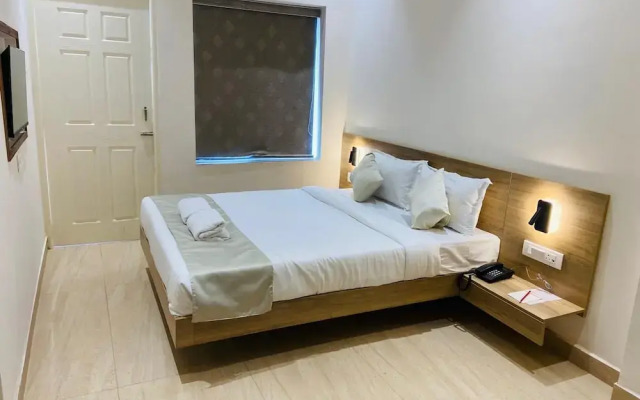 Zip By Spree Hotels Neelam Nakshatra