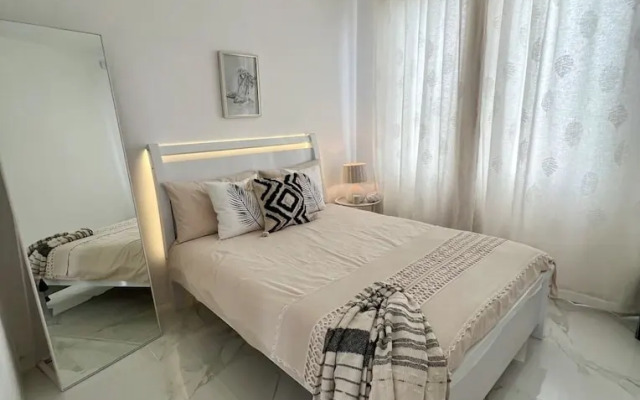Captivating Brand New Apartment in Pereybere