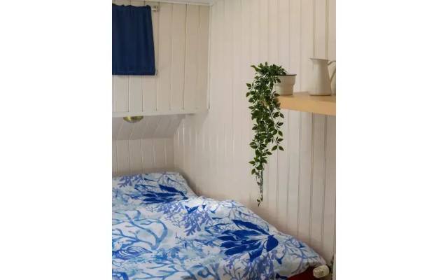 Boat apartment Rotterdam Hoop