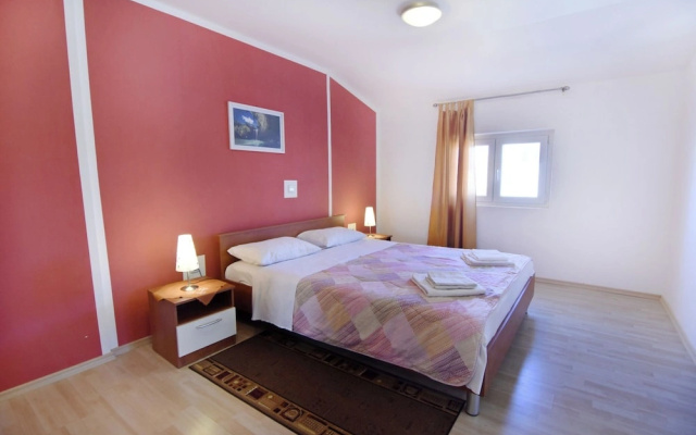 Practical Stay With Ocean View