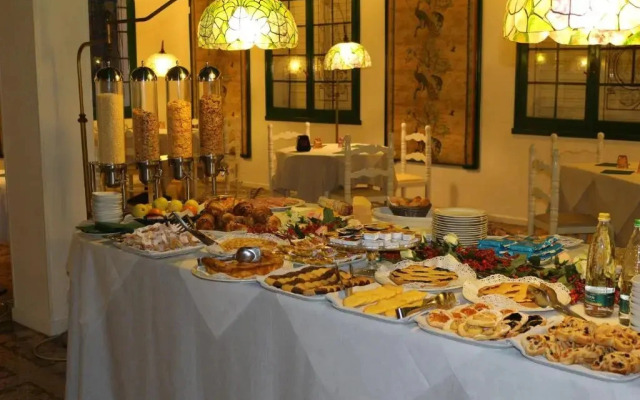 Hotel Le Cardinal