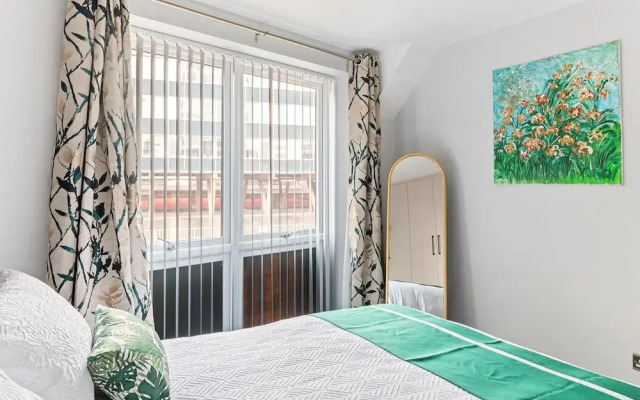 Luxury Leicester Apartment Retreat
