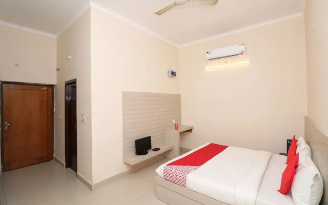 OYO 23652 The Retreat