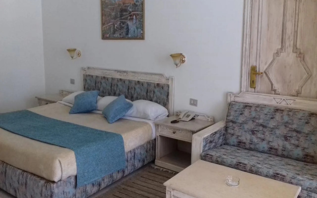 Queen Sharm Resort