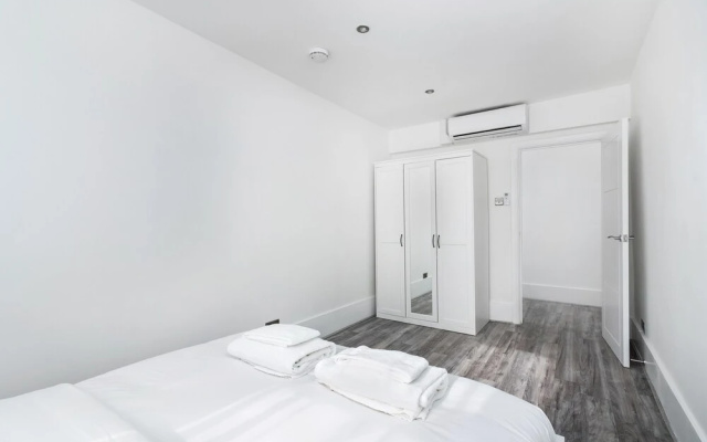 Luxury 3 Bedrooms Apartment in Central London