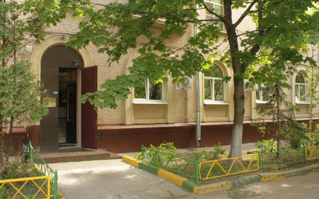 Адам Отель вид на фасад