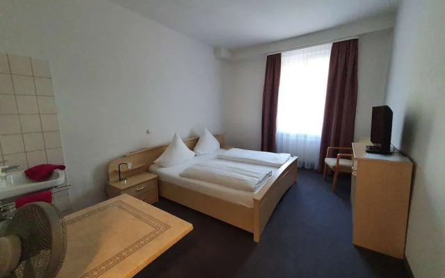 Hotel Neuenburger Hof