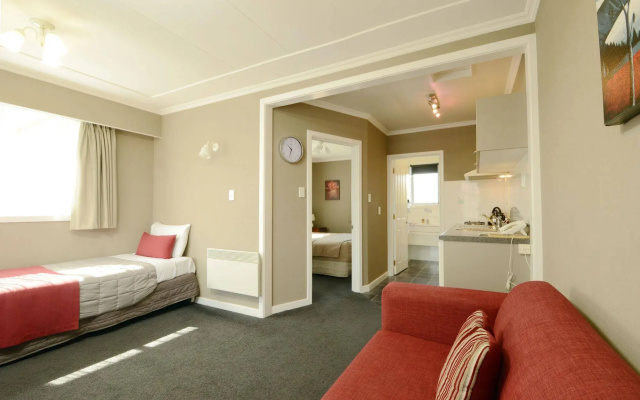 Tower Lodge Motel