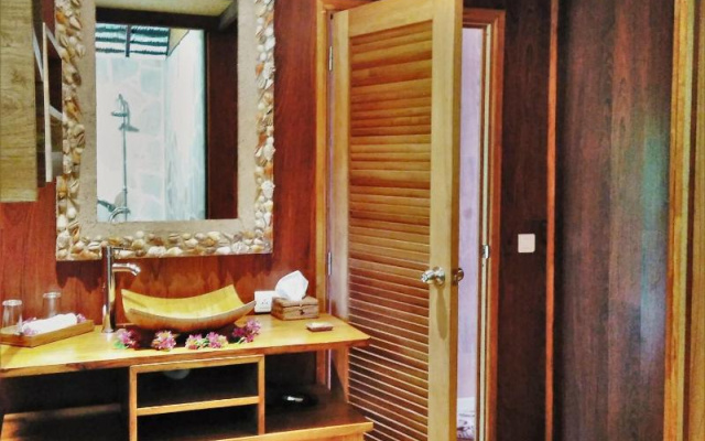 EDEN - Private Island - TAHA'A