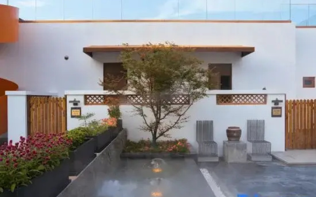 Joyard Resort Sanduhe