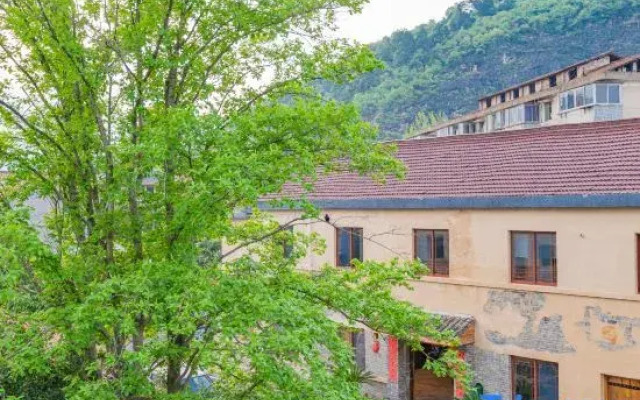 Manyige · Nostalgic Childhood Beautiful Stay (OMG Heartbeat Park Store)