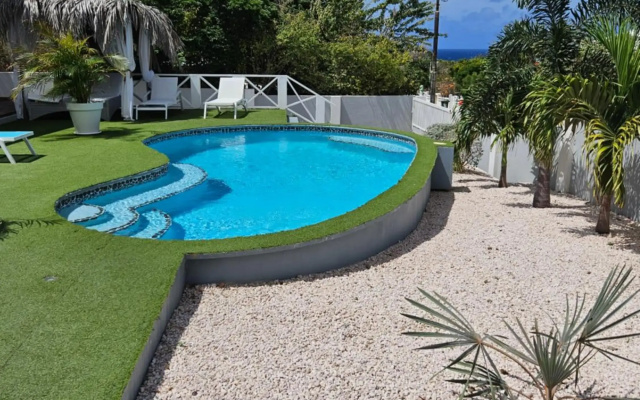 Villa Raven`s Paradise (Lavender)