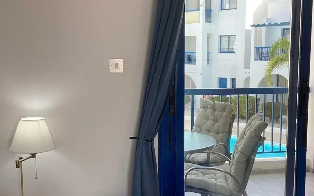 Paphos Blue Tasteful Apartment Complex Pool View