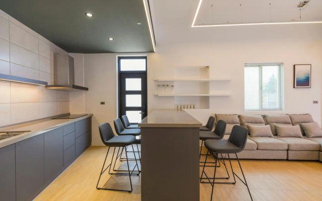 House Stay