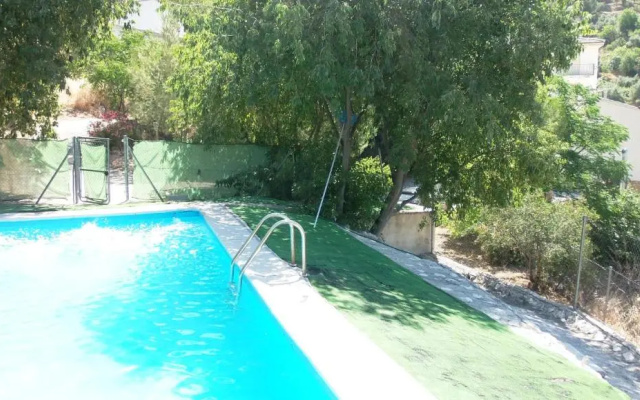 Casas La Piedra De Tíscar