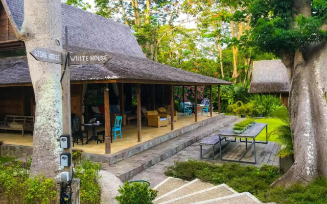 Chanteak Bali - Stone House 3