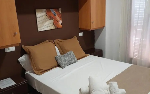 Hostal Creus