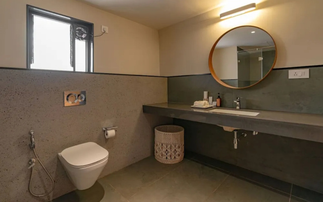 Villa Ezra - 10 Mins From Thalassa Vagator Beach