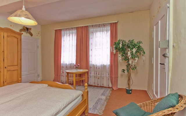 Contemporary Apartment in Bad Arolsen Hesse with private terrace and garden with barbecue