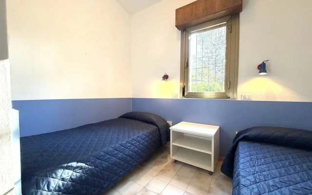 Sunny Villa With Private Garden Near the Beach