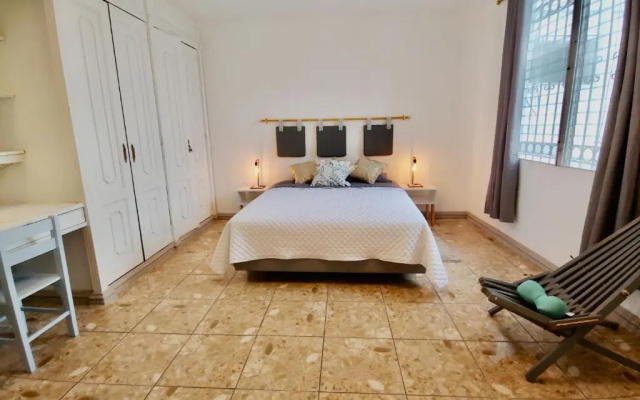 Pepe's House Guayaquil I Self Check-In MicroHotel