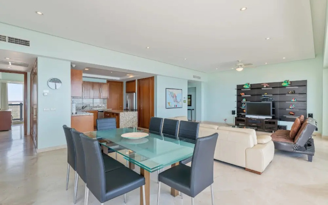 Luna Blanca 0801-2BR by Kivoya
