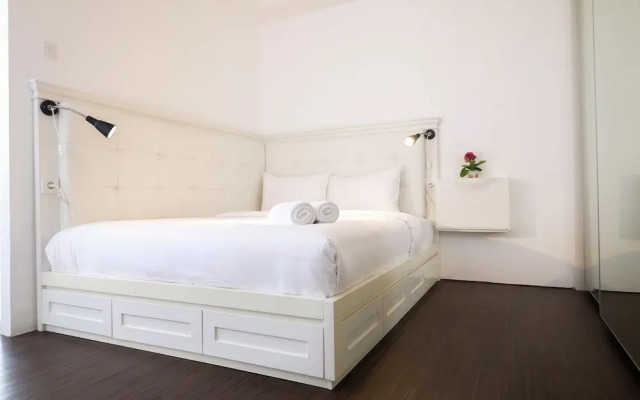 Minimalist Studio at Bassura City Apartment By Travelio