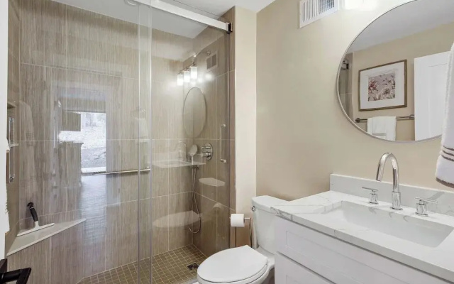 Abbey Springs - Private Community & Amenities!