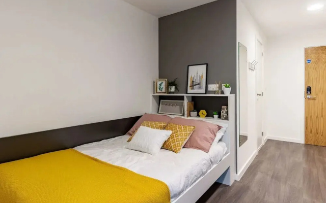 Student Only at Pavilion Court in Wembley