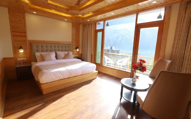 Golden Wood Manali By Rosetum
