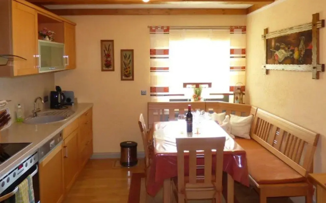 Scenic Apartment With Balcony, Garden, Deckchairs, Barbecue
