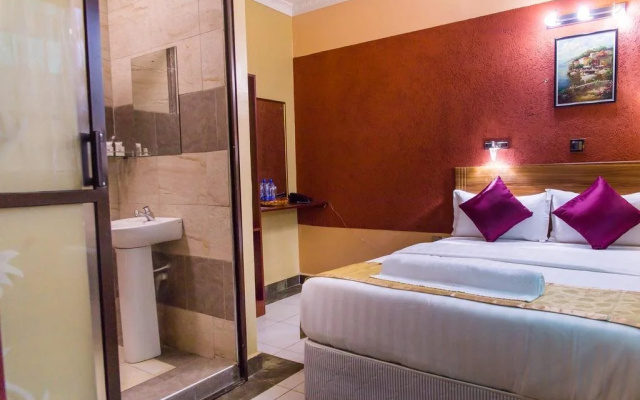 Enkare Hotel