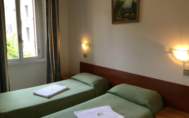 Hotel Adelchi