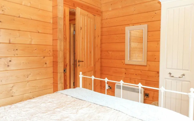 Woodpecker Lodge