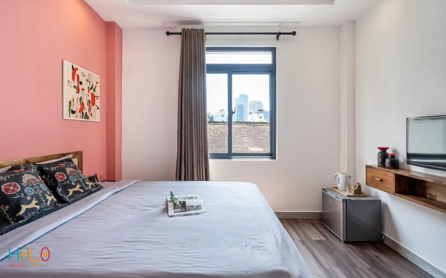 HoLo Central Saigon - Serviced HomeStay