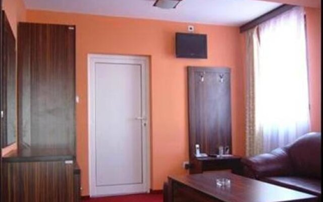 Отель Perun Hotel Болгария, Свиштов - отзывы, цены и фото номеров - забронировать отель Perun Hotel онлайн удобства в номере