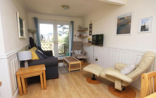 37B Medmerry Park 2 Bedroom Chalet
