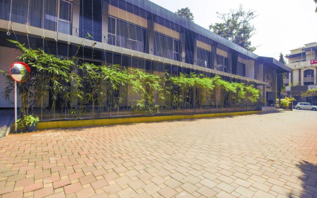 OYO 6800 Purohit Holiday Resort