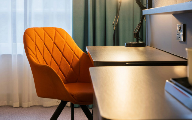 Holiday Inn Doncaster A1 M Jct 36 by IHG