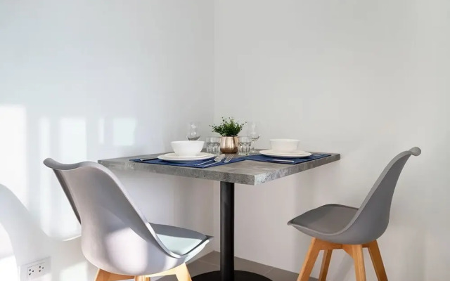 Studio Central Hillview A901